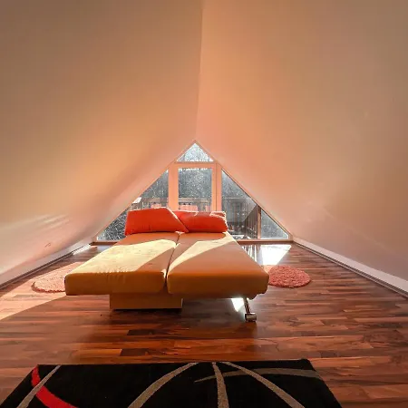 Sunnyside Apartmanhaz *