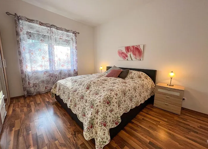 Sunnyside Apartmanhaz Daire